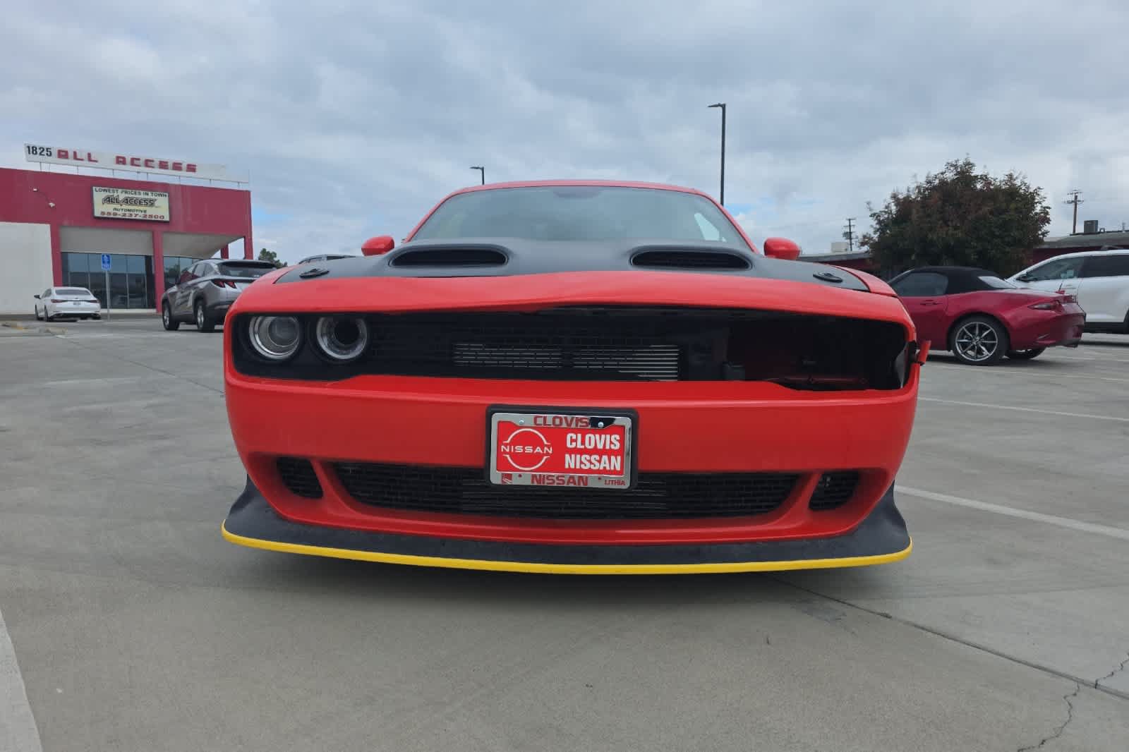 Used 2022 Dodge Challenger SRT Hellcat RWD image 10