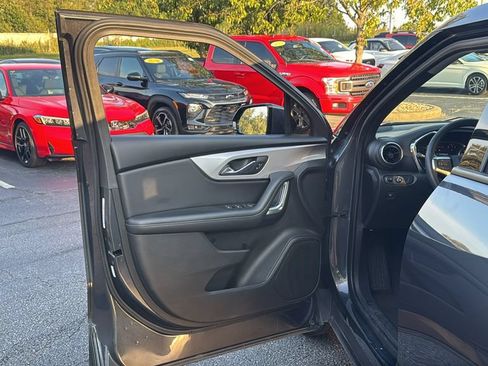 Used 2021 Chevrolet Blazer LT FWD image 14