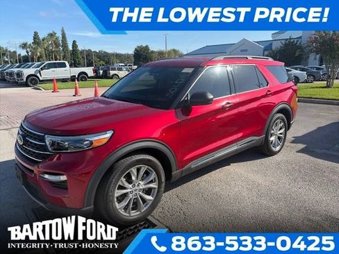Used 2024 Ford Explorer XLT w/ Equipment Group 202A RWD image 1
