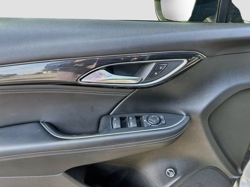 Used 2023 Buick Envision Preferred w/ Sport Touring Package AWD/4WD image 9