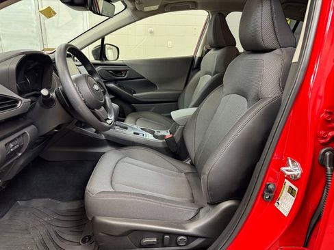 Used 2024 Subaru Crosstrek 2.0i Premium image 11