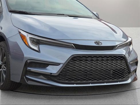 New 2026 Toyota Corolla SE image 9