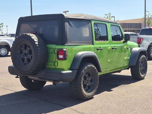 Used 2018 Jeep Wrangler Unlimited Sport AWD/4WD image 5