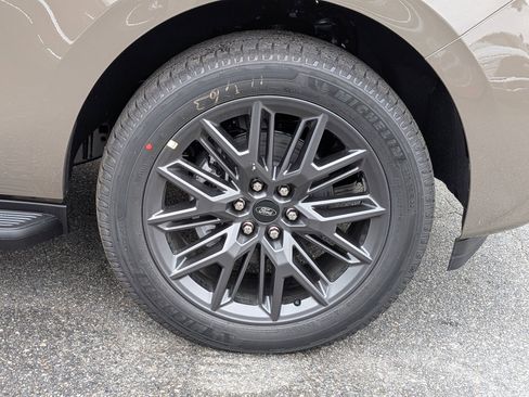 New 2026 Ford Expedition Platinum w/ Stealth Appearance Package image 12