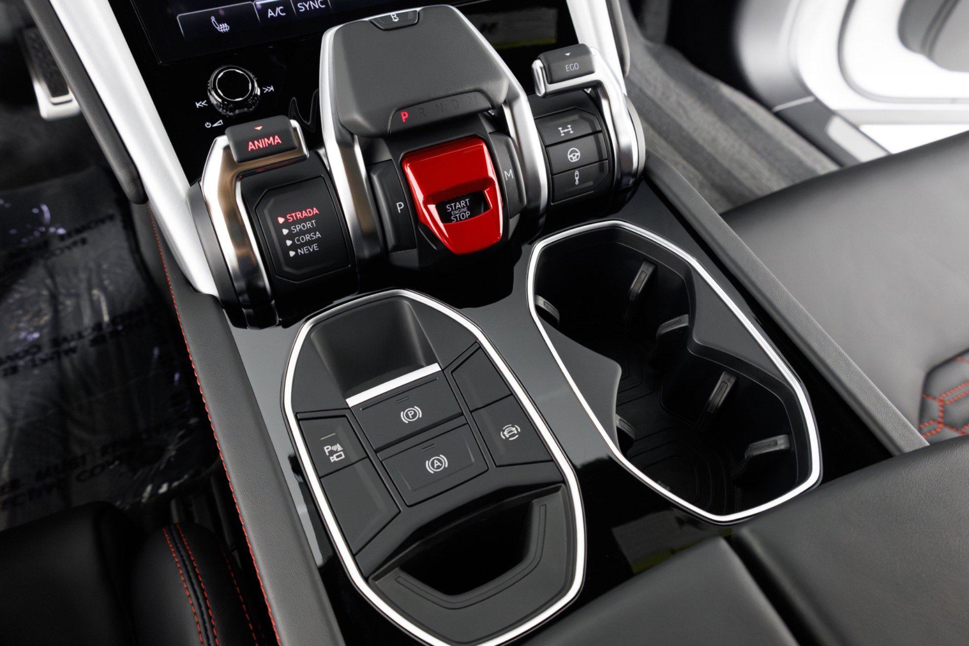 Used 2024 Lamborghini Urus S AWD/4WD image 27