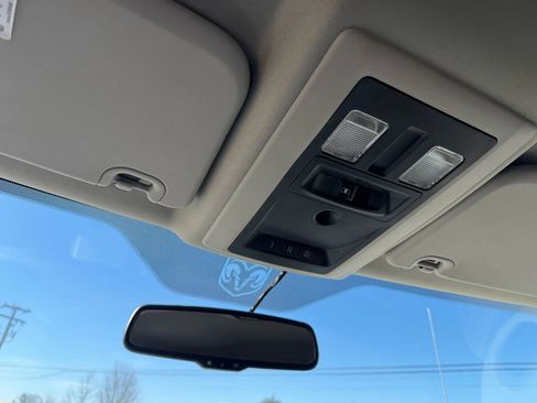 Used 2012 RAM 1500 Big Horn image 27