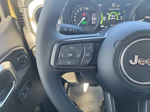 Used 2025 Jeep Wrangler Unlimited Sport S 4xe w/ Convenience Group AWD/4WD image 29