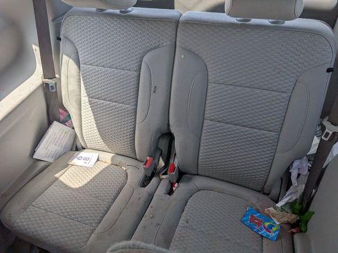 Used 2018 GMC Acadia SLE FWD image 31