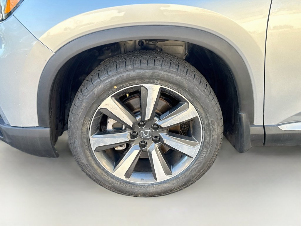 Used 2025 Honda Pilot Touring image 31