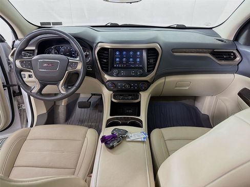 Used 2021 GMC Acadia Denali w/ Denali Ultimate Package AWD/4WD image 27