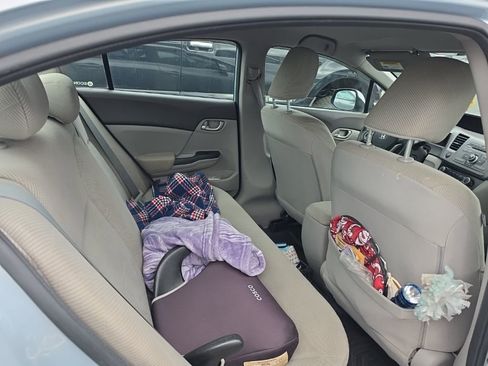 Used 2012 Honda Civic LX image 9