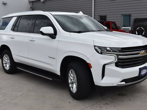Used 2023 Chevrolet Tahoe LT AWD/4WD image 3