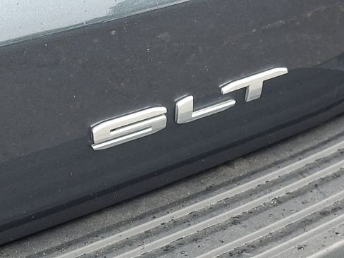 Used 2021 GMC Yukon SLT w/ Rear Media and Nav Package AWD/4WD image 30