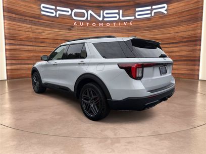 New 2026 Ford Explorer ST-Line w/ ST-Line Street Pack