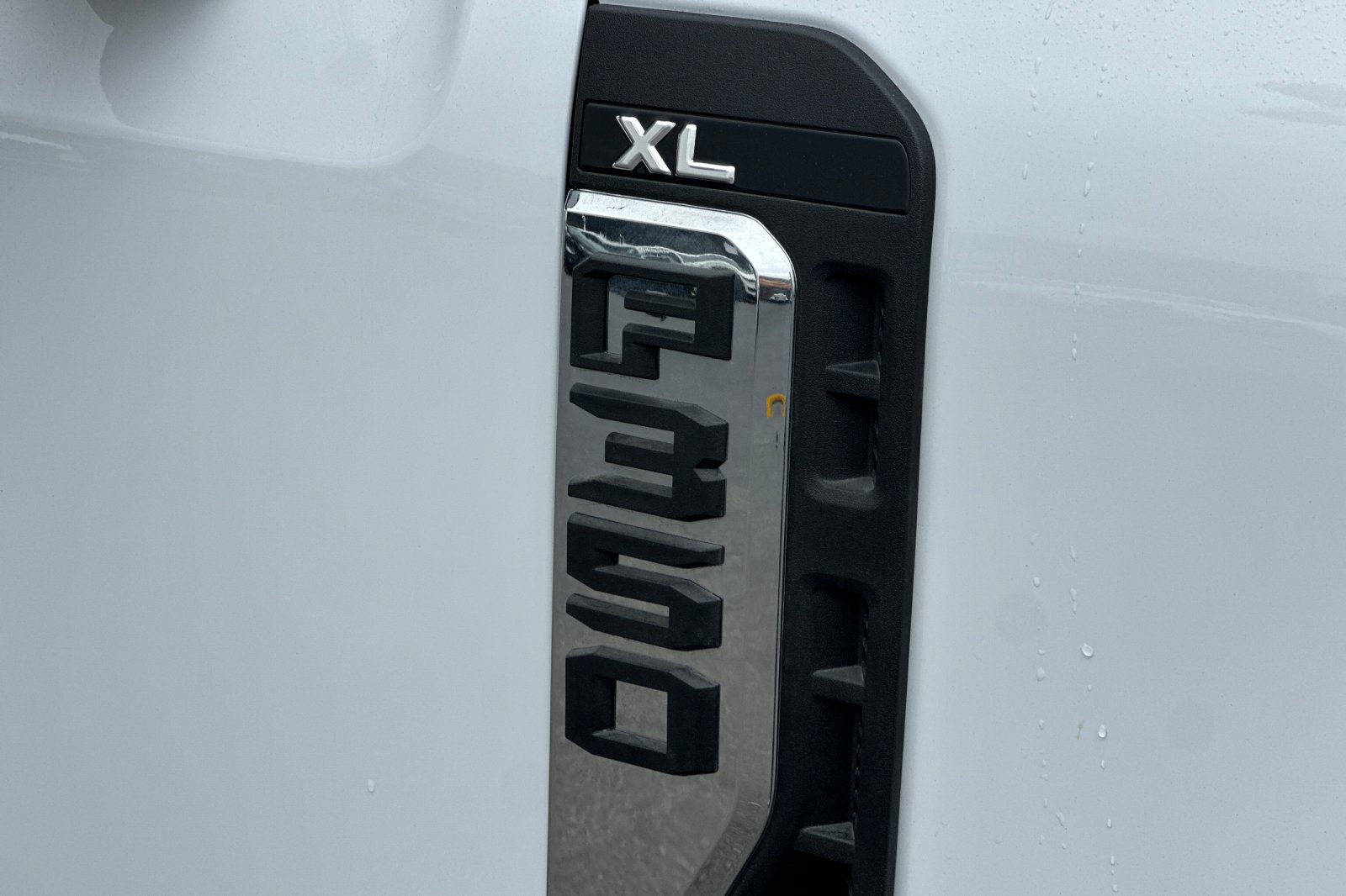 New 2025 Ford F350 XL w/ XL Chrome Package RWD image 22