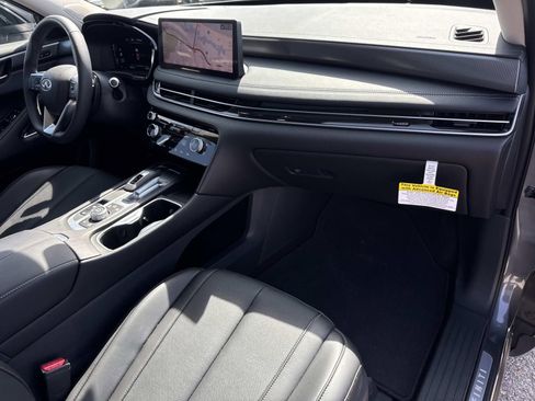 Certified 2025 INFINITI QX60 Luxe image 14