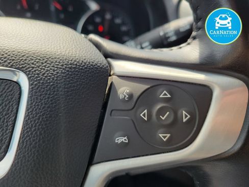 Used 2019 GMC Terrain SLT AWD/4WD image 18