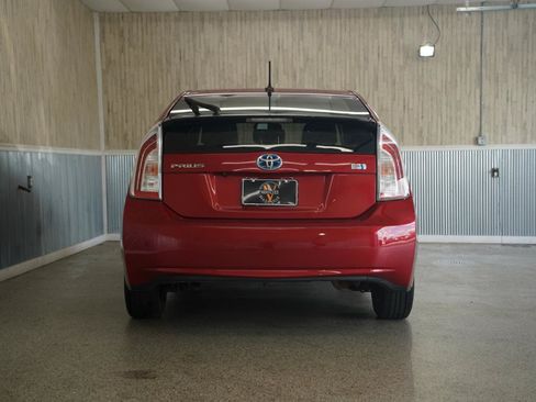 Used 2014 Toyota Prius Three w/ Solar Roof Package FWD image 8
