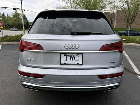 Used 2023 Audi Q5 2.0T Premium Plus w/ Premium Plus Package AWD/4WD image 6
