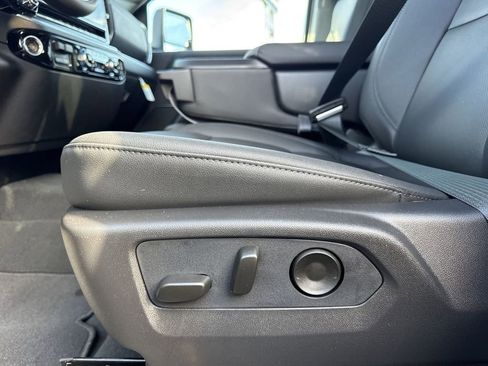 Used 2026 GMC Sierra 2500 SLT image 14
