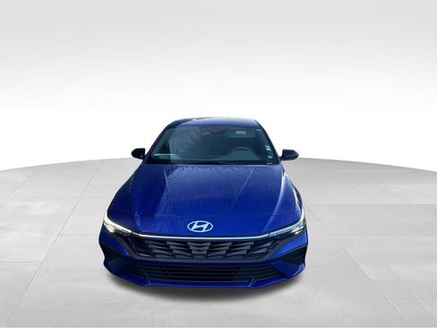 New 2026 Hyundai Elantra Sport image 7