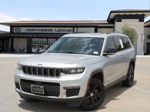 Used 2021 Jeep Grand Cherokee L Limited RWD image 1