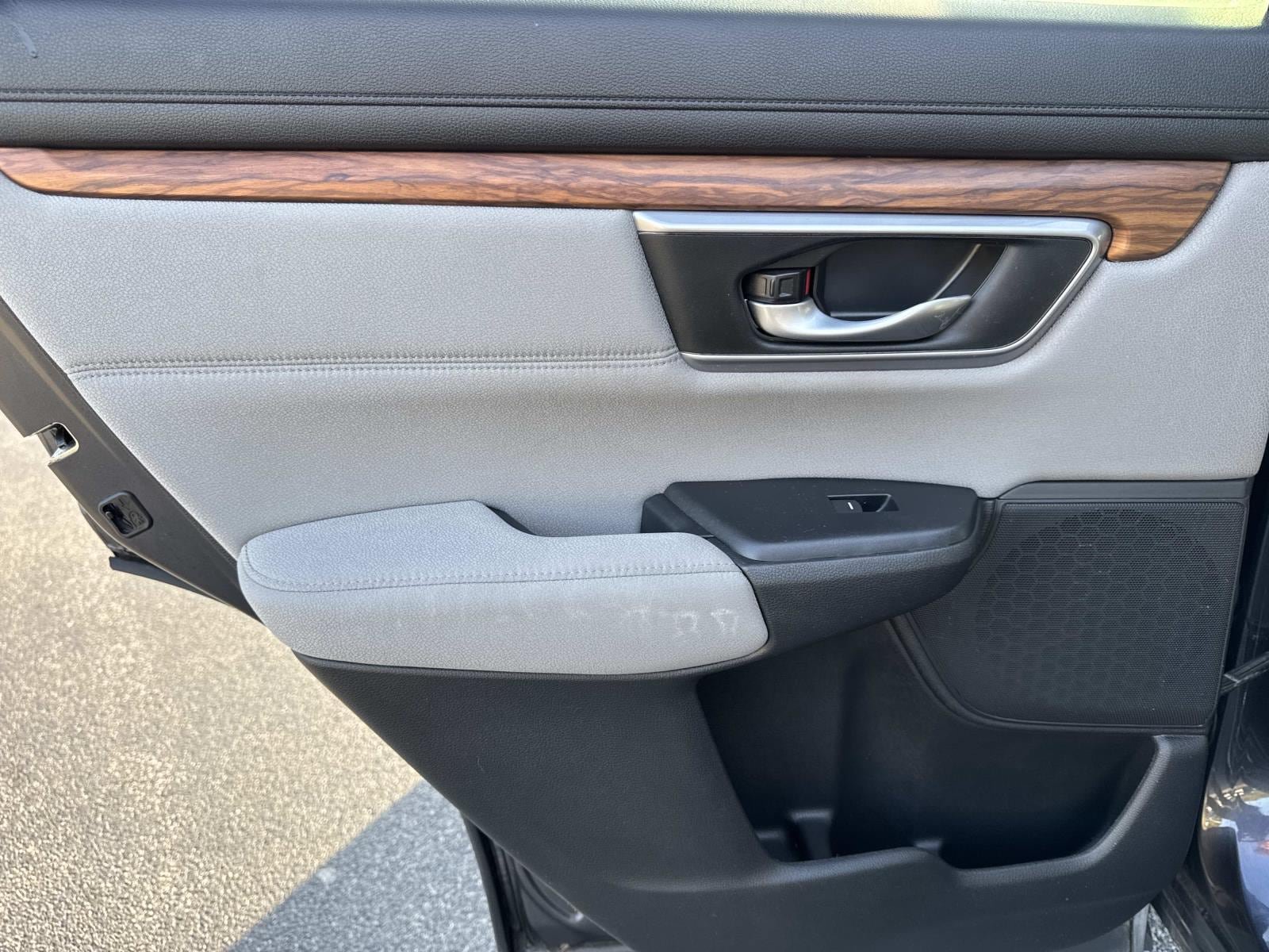 Used 2018 Honda CR-V EX image 19