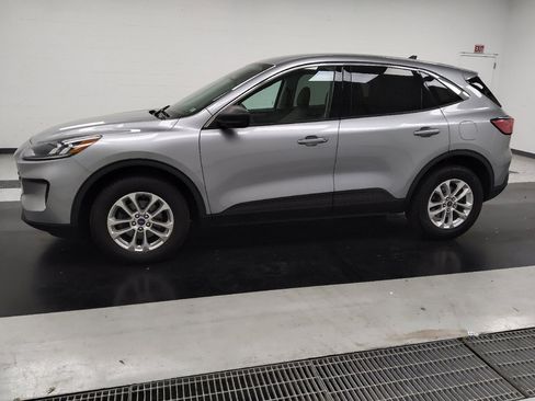Used 2022 Ford Escape SE AWD/4WD image 2