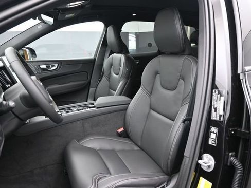 New 2026 Volvo XC60 B5 Ultra w/ Climate Package AWD/4WD image 10