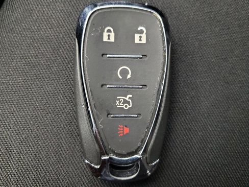 Used 2024 Chevrolet Malibu LT image 32