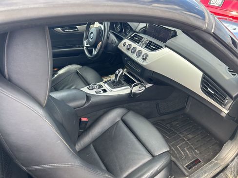 Used 2015 BMW Z4 sDrive28i image 6