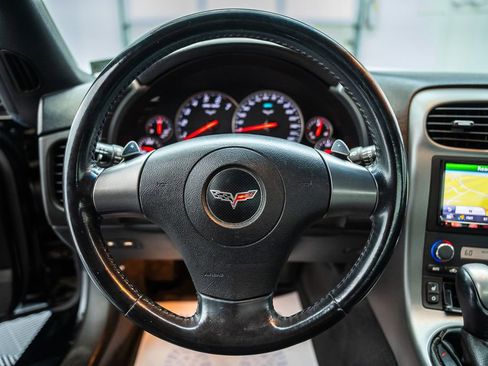 Used 2006 Chevrolet Corvette Convertible w/ Preferred Equipment Group image 27