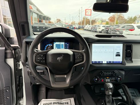 Used 2024 Ford Bronco Outer Banks image 66