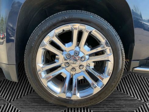 Used 2018 GMC Yukon SLT w/ Premium Edition image 16