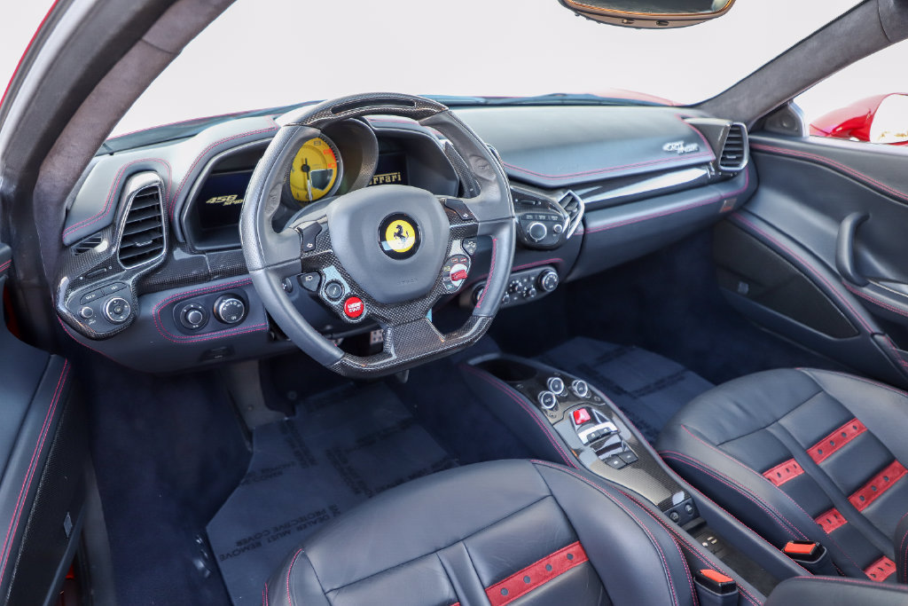 Used 2012 Ferrari 458 Spider RWD image 18