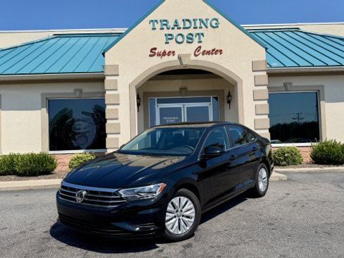 Used 2019 Volkswagen Jetta FWD image 25