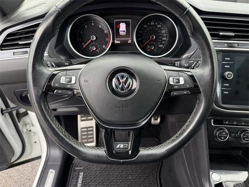 Used 2021 Volkswagen Tiguan SE R-Line image 20