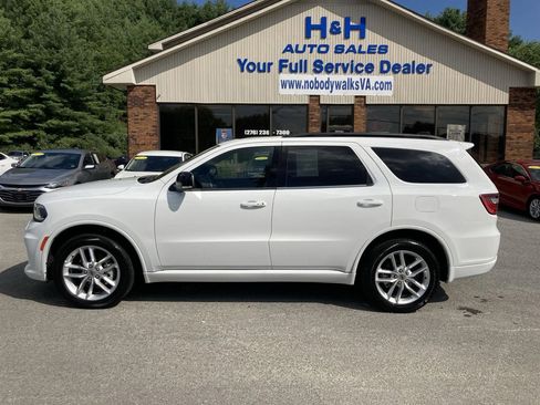 Used 2023 Dodge Durango GT image 8