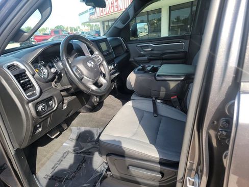 Used 2021 RAM 1500 Big Horn RWD image 11