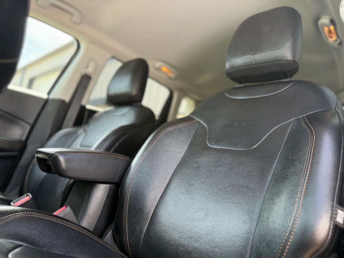 Used 2021 Jeep Compass Limited AWD/4WD image 25