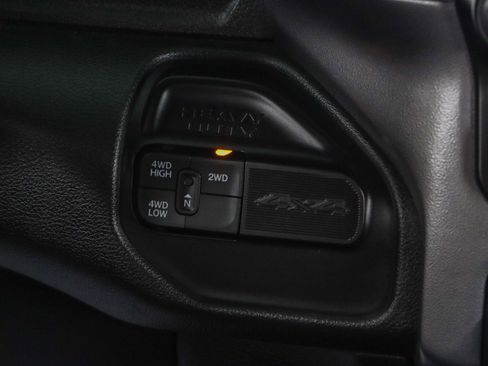 Used 2022 RAM 2500 Big Horn w/ Cold Weather Group AWD/4WD image 20