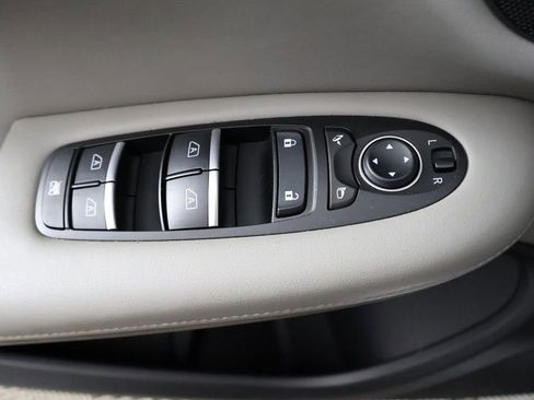 Used 2023 INFINITI QX50 Luxe AWD/4WD image 37