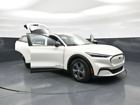 Used 2023 Ford Mustang Mach-E Select RWD image 30