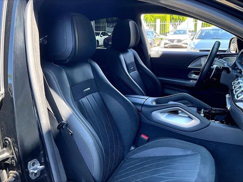 Used 2024 Mercedes-Benz GLE 63 AMG S w/ Driver Assistance Package image 8