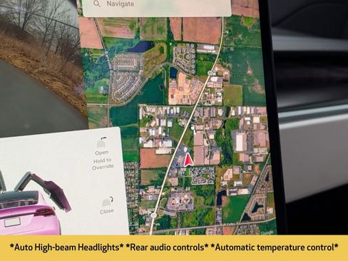 Used 2022 Tesla Model X Plaid image 7