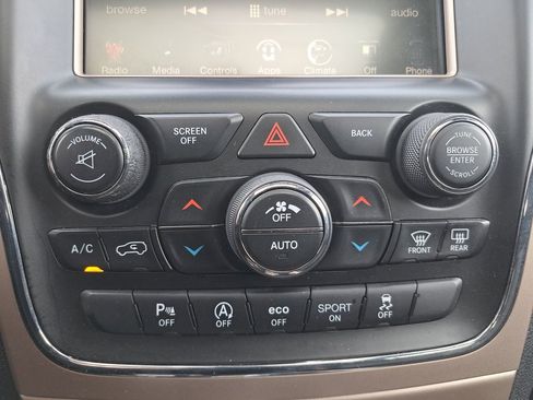 Used 2016 Jeep Grand Cherokee Laredo 75th Anniversary image 21