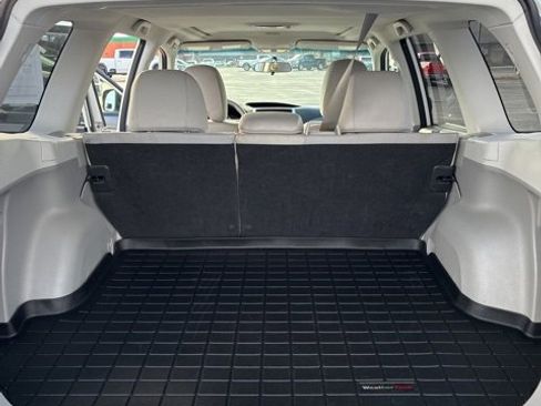 Used 2012 Subaru Forester 2.5X Premium w/ All-Weather Pkg image 12