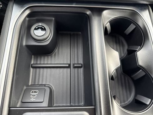 New 2026 Ford Expedition Max Active RWD image 32