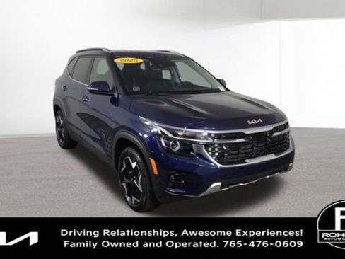 Certified 2025 Kia Seltos EX w/ EX Sunroof Package image 3