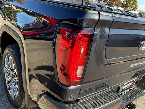 Used 2024 GMC Sierra 1500 Denali Ultimate image 27